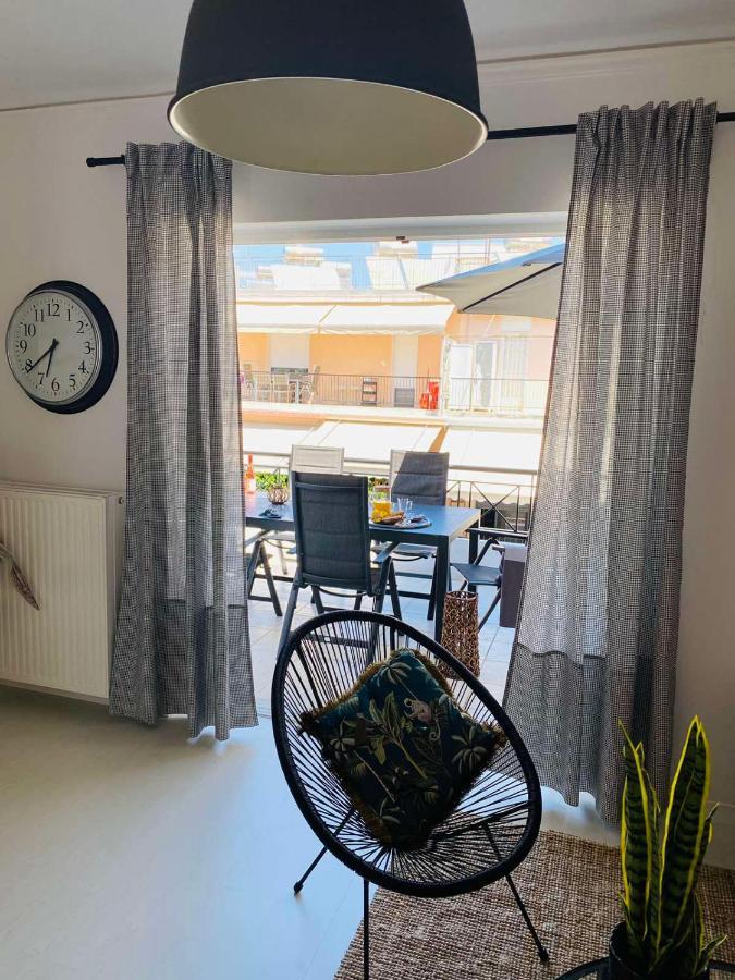 2 Bd Top Floor Aprt With Acropolis View Athen Exterior foto