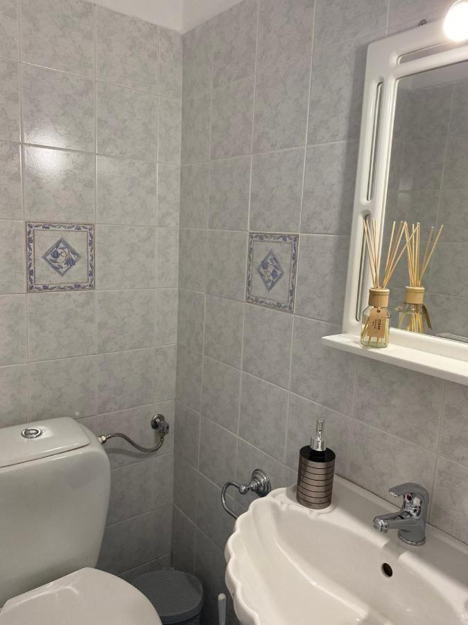2 Bd Top Floor Aprt With Acropolis View Athen Exterior foto
