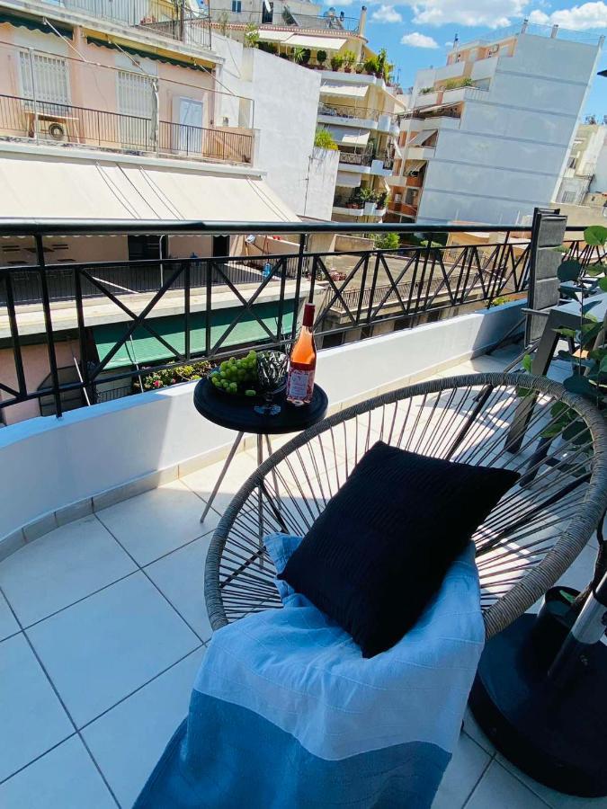 2 Bd Top Floor Aprt With Acropolis View Athen Exterior foto